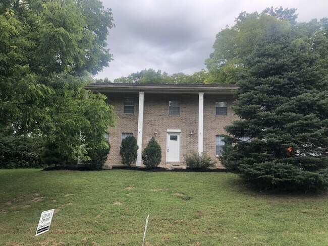Building Photo - 7561 Tanglewood Ln