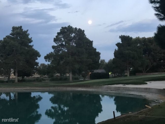 Foto del edificio - 778 Oakmont Ave