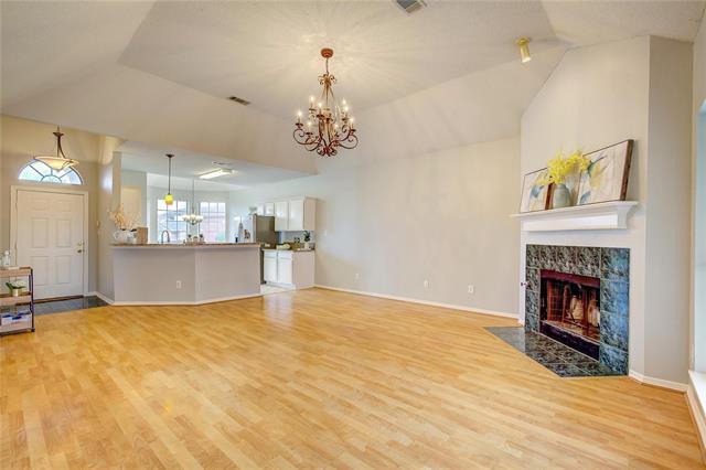 Building Photo - 4168 Creekhollow Dr