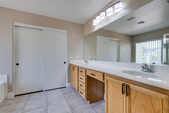 Building Photo - 9540 Creswell Ct