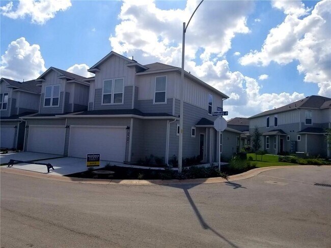 Foto del edificio - 1614 Roseburg Dr