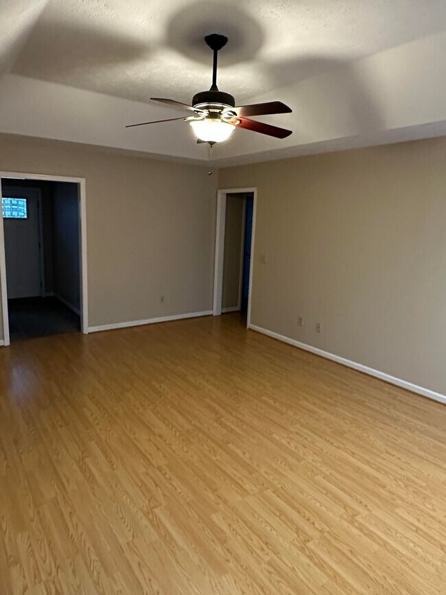 Foto del edificio - For Lease - 3 Beds, 2 Baths, 2000 SqFt home in N. Mt Juliet