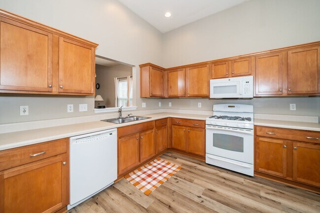 Foto del edificio - 232 N Honey Springs Ave