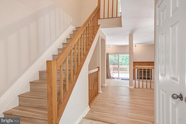 Foto del edificio - 1657 Oak Spring Way