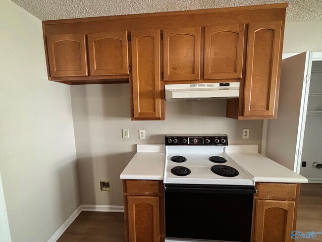 Foto del edificio - 2536 Clovis Rd SW