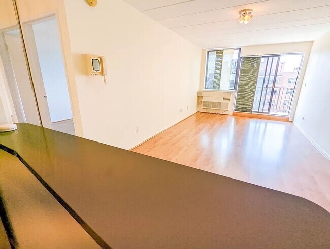 Foto del edificio - Modern 1 bedroom 1 bathroom