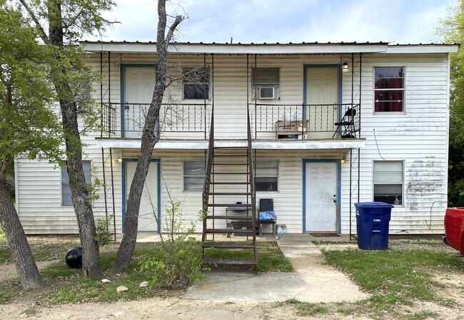 Foto del edificio - 473 Lutheran Church Rd