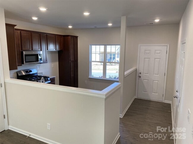 Building Photo - 7418 Sienna Heights Pl