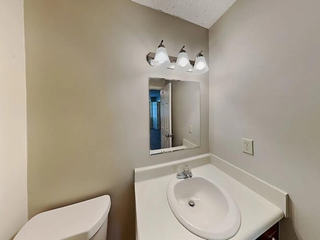 Building Photo - 210 Big Bear Ct