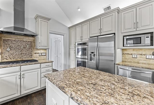 Foto del edificio - 5610 Forest Ln