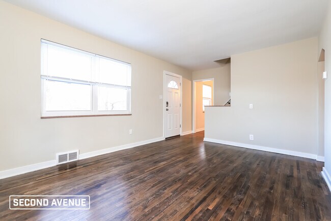 Foto del edificio - 3563 Middleboro Rd