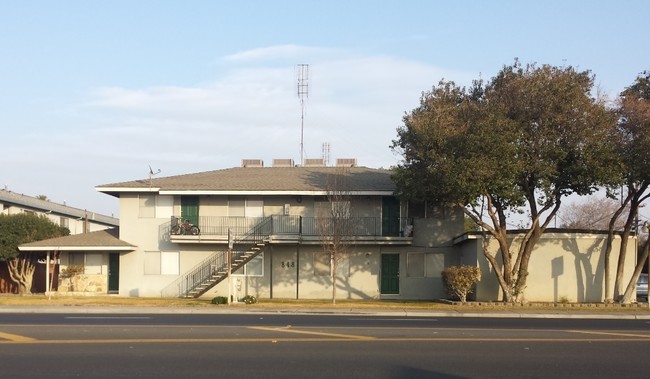 Galaxie & Cypress Gardens Apartment - Galaxie Apartments