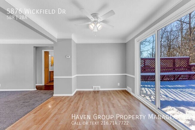 Building Photo - 5876 Wickfield Dr
