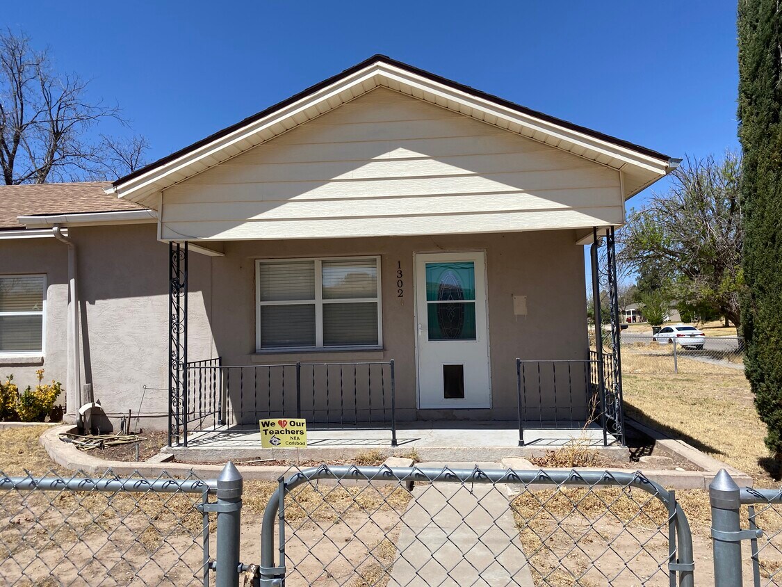 Foto principal - 1302 W Blodgett St