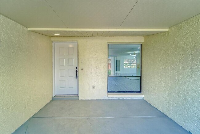 Building Photo - 1326 Idlewood Dr