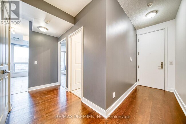 Photo du bâtiment - 1 Scott St