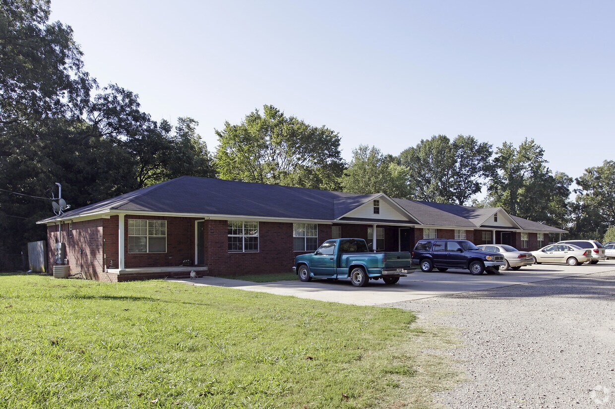 210 S Cypress St, Beebe, AR 72012 Apartments in Beebe, AR