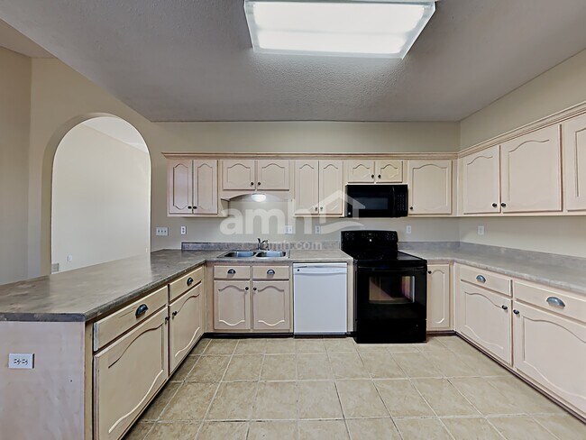 Building Photo - 9050 Kyle Duran Drive