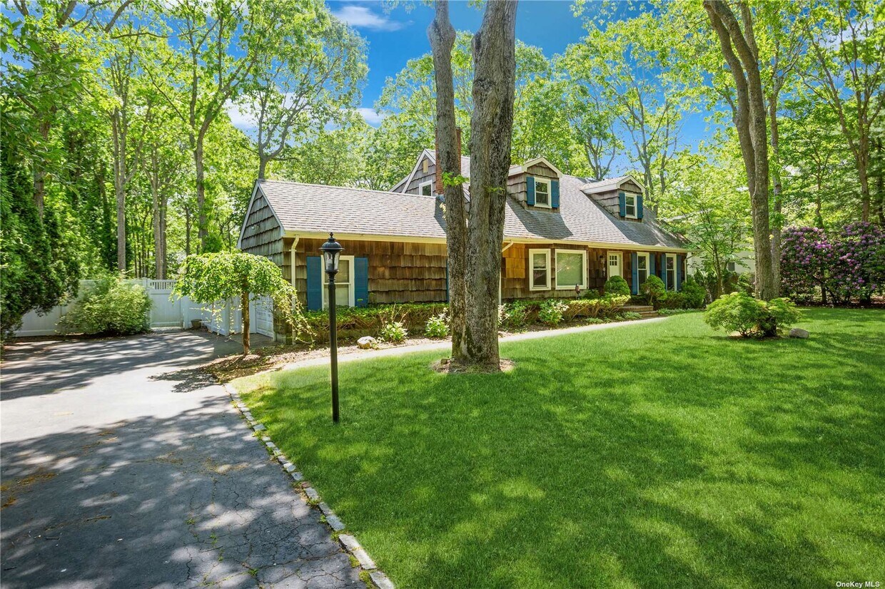 Primary Photo - 7 Washington Dr