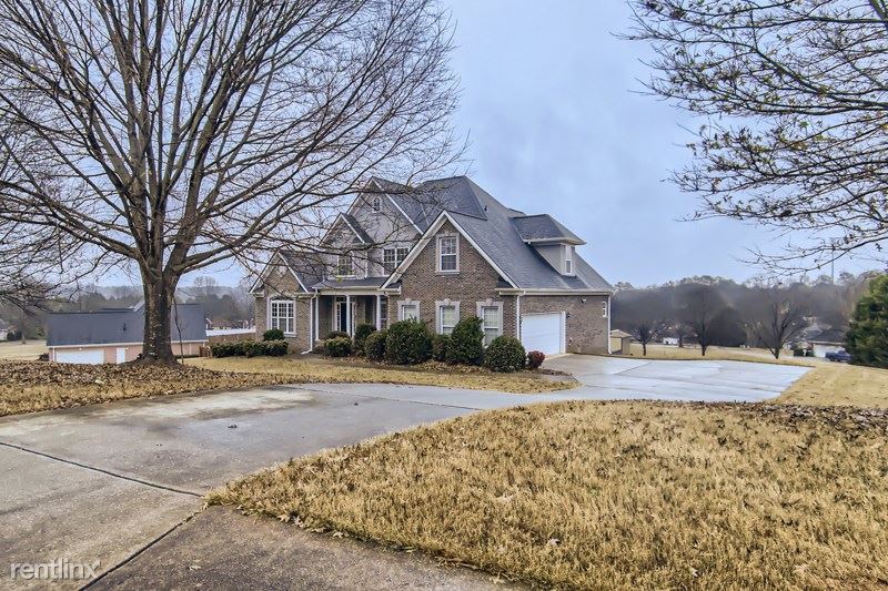 Primary Photo - 4 br, 3.5 bath House - 405 Tomahawk Tr UNIT