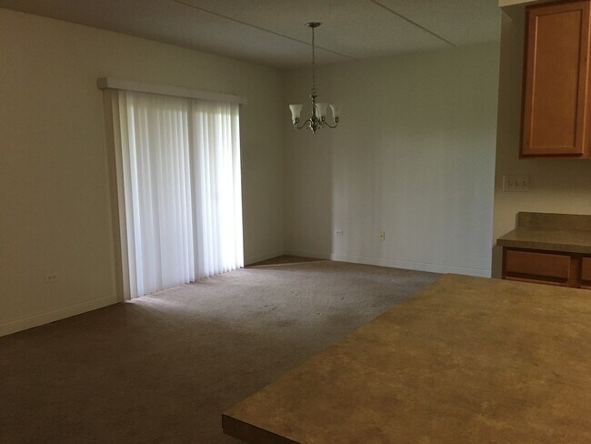 Foto del edificio - 3400 N Old Arlington Heights Rd