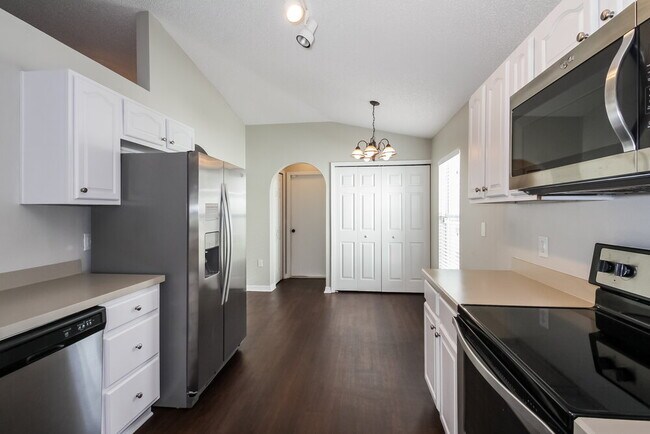 Foto del edificio - 12930 Kings Lake Dr