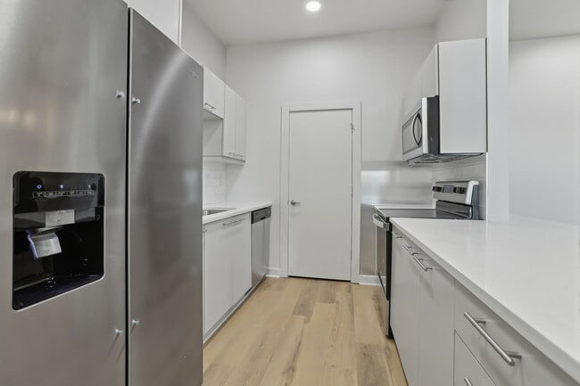 Building Photo - The Lofts at Atlantic Station