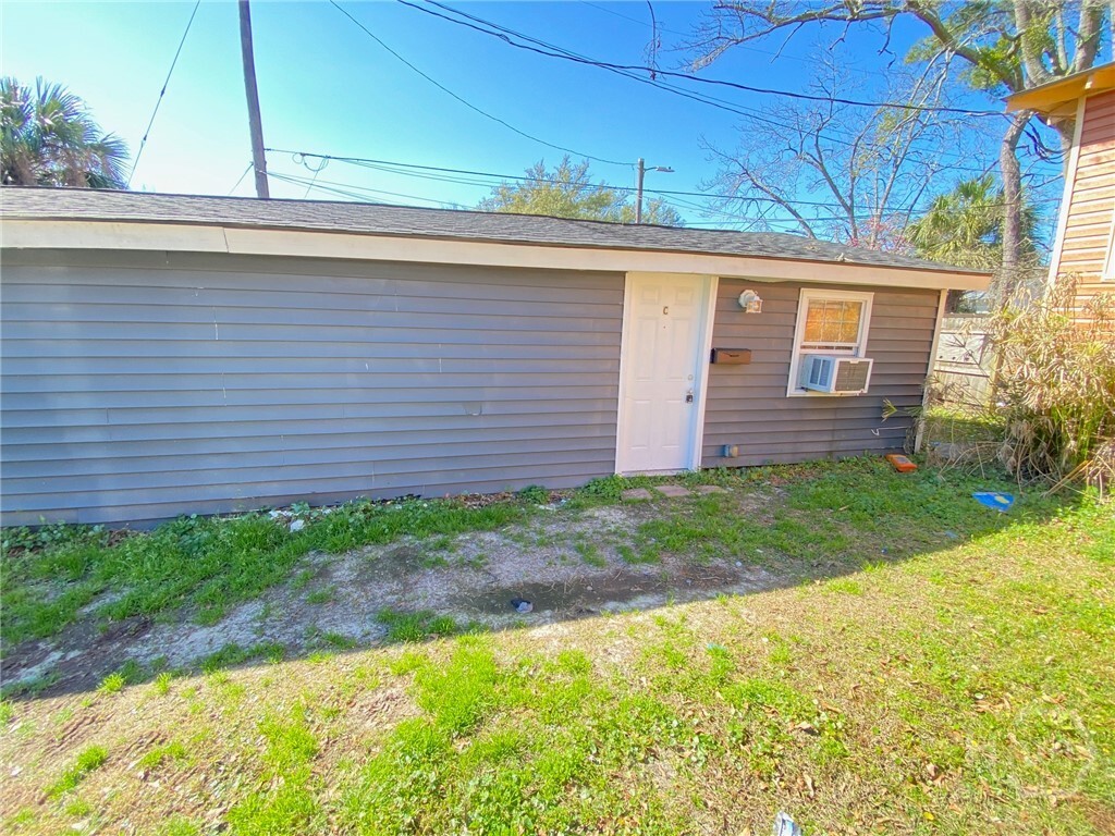Primary Photo - 1131 SE 36th St