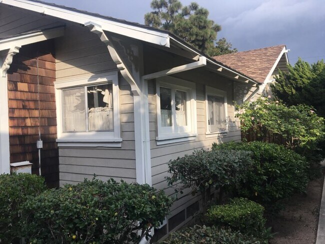 Foto del edificio - 215 Virginia St