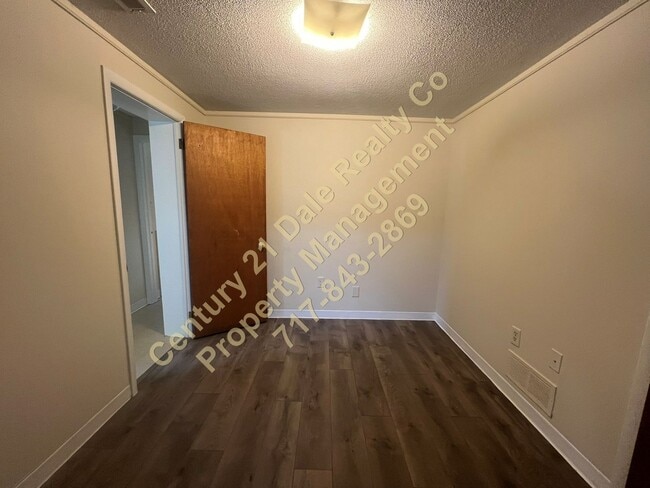 Foto del edificio - One Level Two bedroom home in York Suburban School District