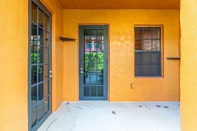 Building Photo - OLE' AT LELY RESORT-OLE/2 BEDROOM 2 BATH -...