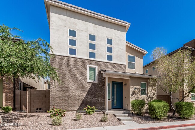 Building Photo - 7138 W Kent Dr