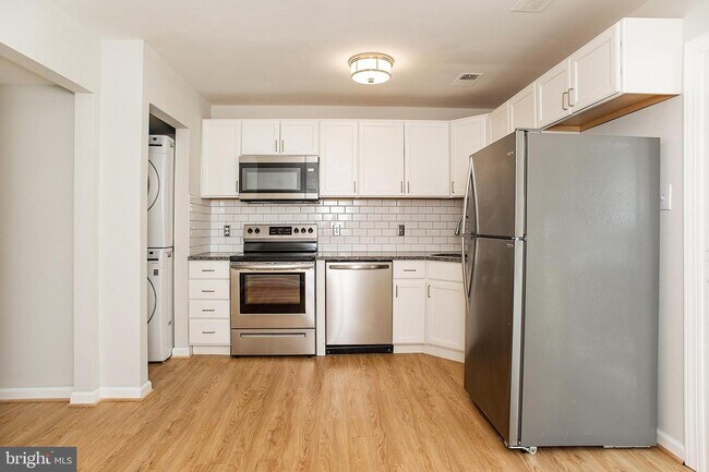 Foto del edificio - 67 Heritage Ct