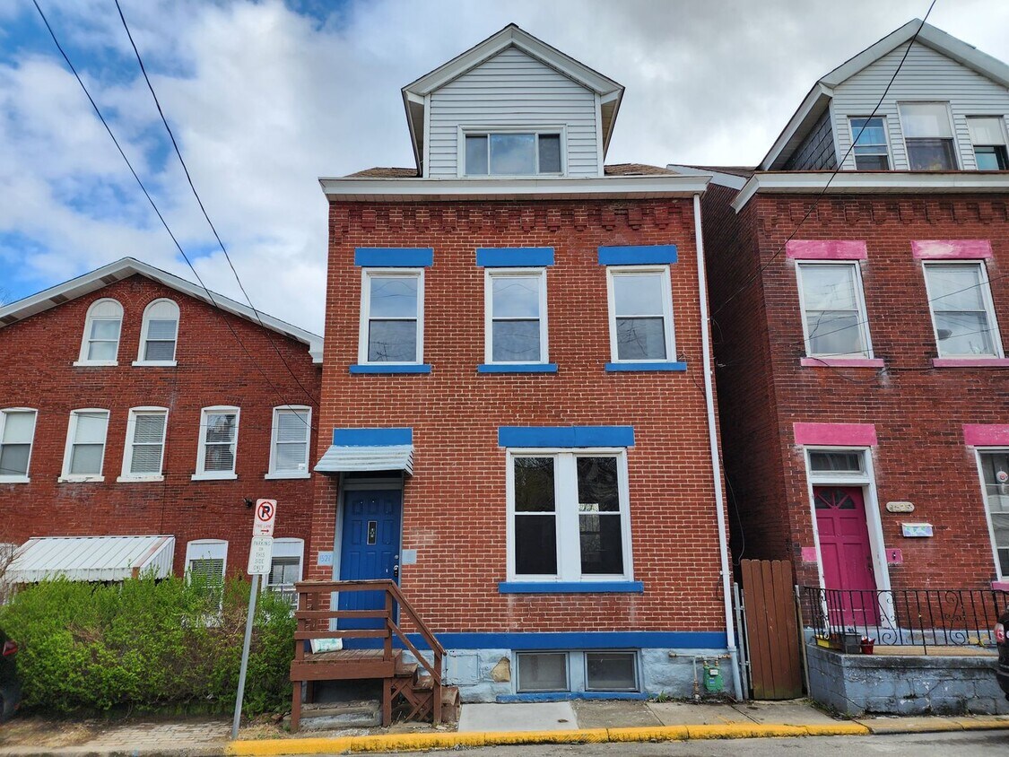 Foto principal - Tired of being a renter and want to own yo...