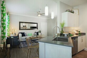 Interior Photo - Enclave at Arrowhead