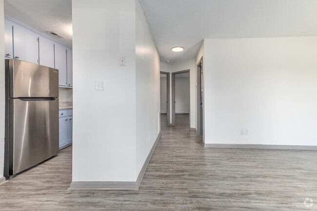 2 habitaciones, 1 baño - 750 pies cuadrados - Área habitable - Arlington Pointe
