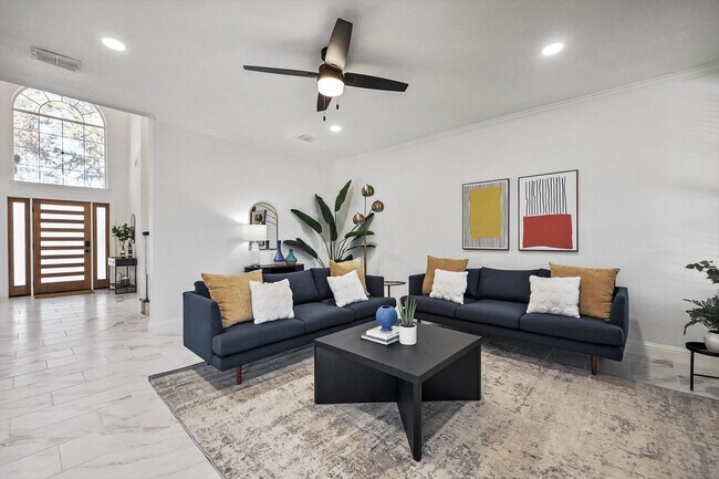 Foto del edificio - 4204 Lavaca Dr
