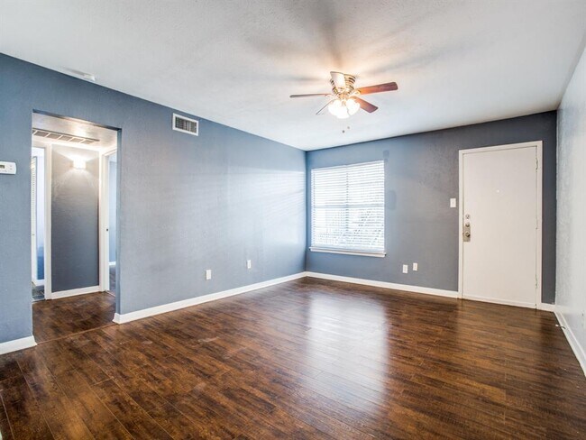 Building Photo - 4114 Newton Ave
