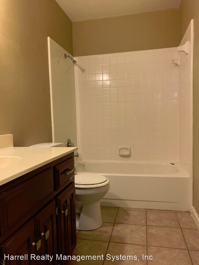 Building Photo - 3 br, 2 bath House - 217 Del Rio Dr.