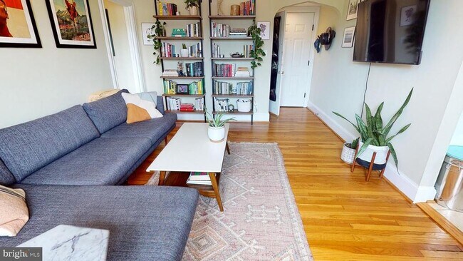 Foto del edificio - 3446 Connecticut Ave NW