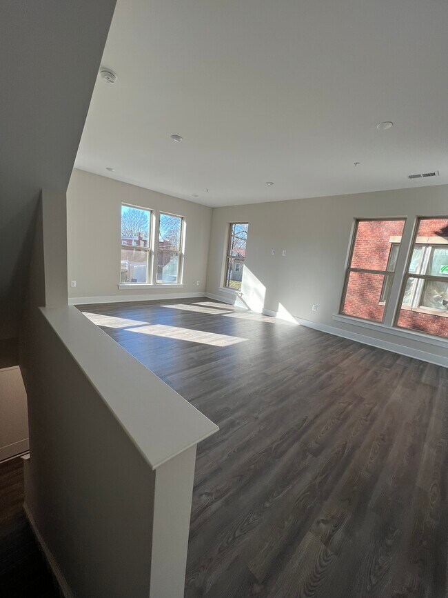 Foto del edificio - 930 Heights Alley