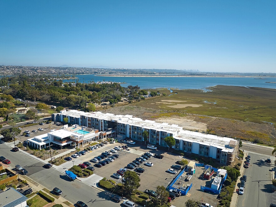 Cedar Shores
