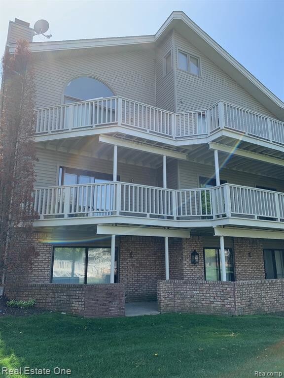 Foto del edificio - 21054 Boulder Cir