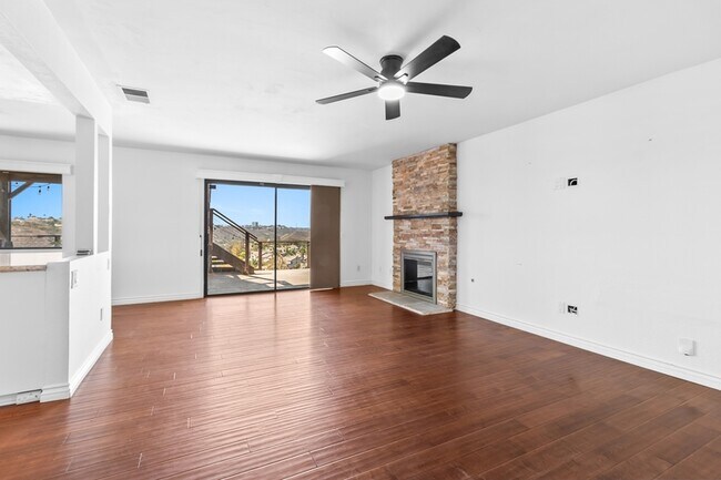 Foto del edificio - 6420 Goodwin St