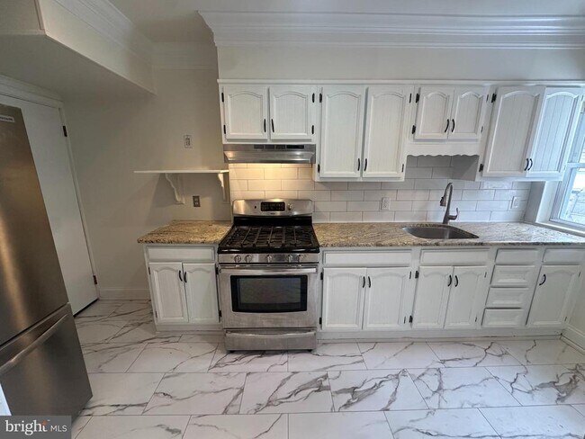 Foto del edificio - 613 Geddes St