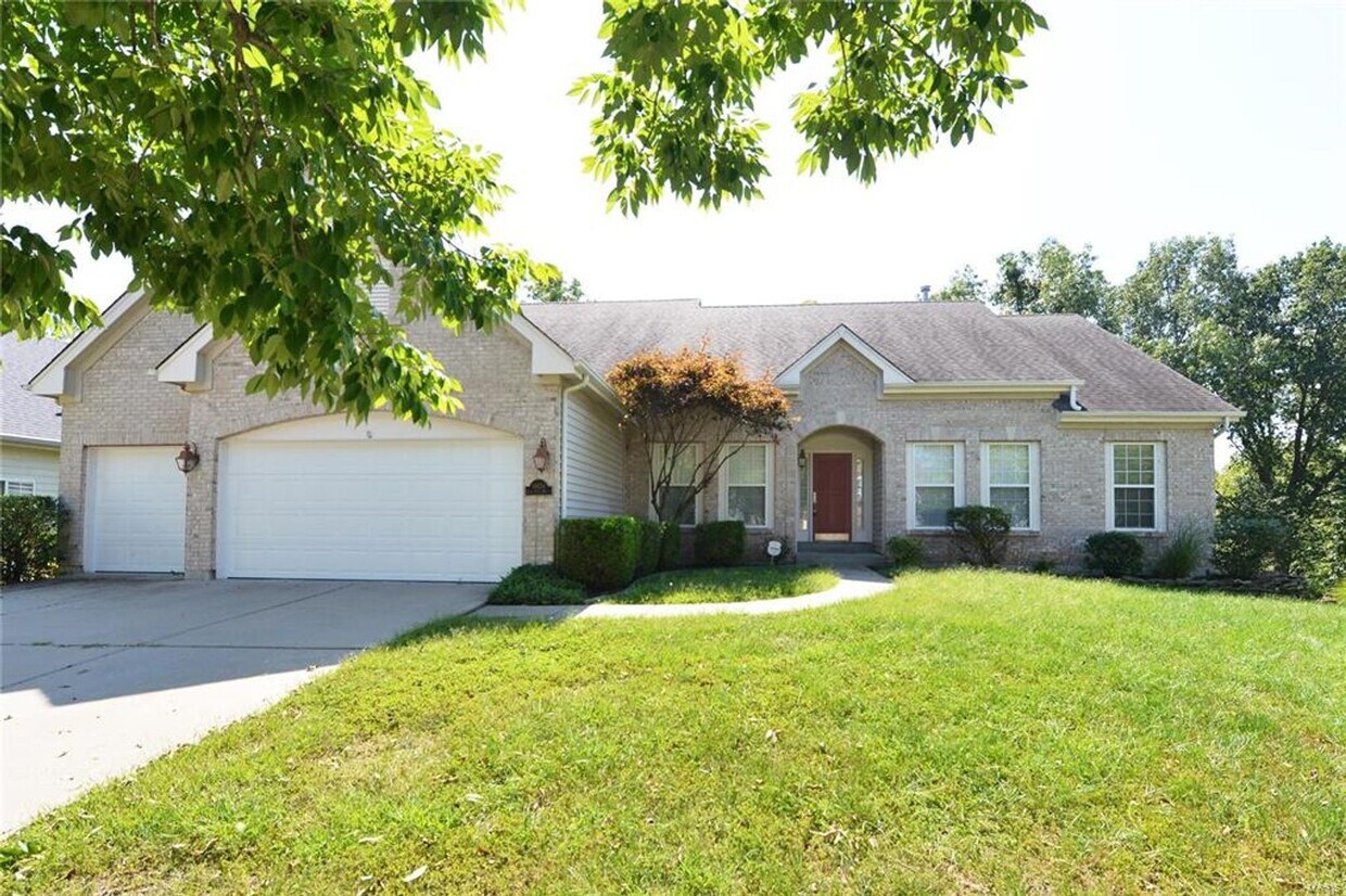 Foto principal - 16624 Benton Taylor Dr