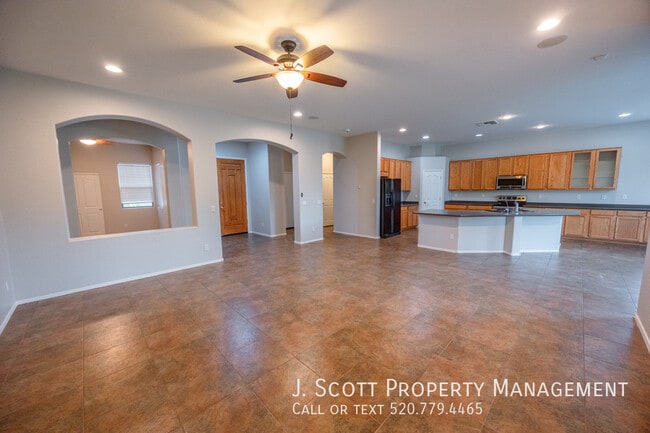 Building Photo - 3312 E Bluebird Pl
