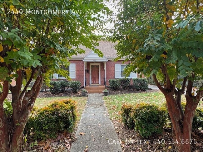 Photo - 2440 Montgomery Ave SW House