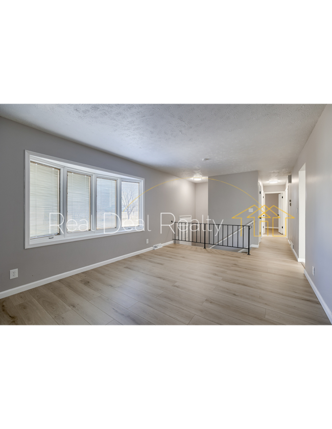 10919 Farnam St, Omaha, NE 68154 House Rental in Omaha, NE