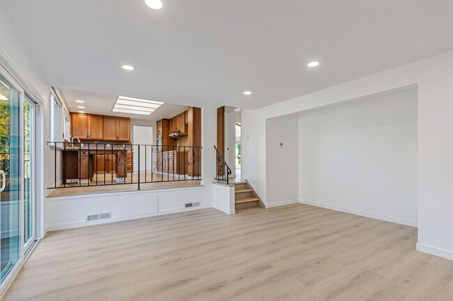 Foto del edificio - Stunning Updated Home in Almaden Valley